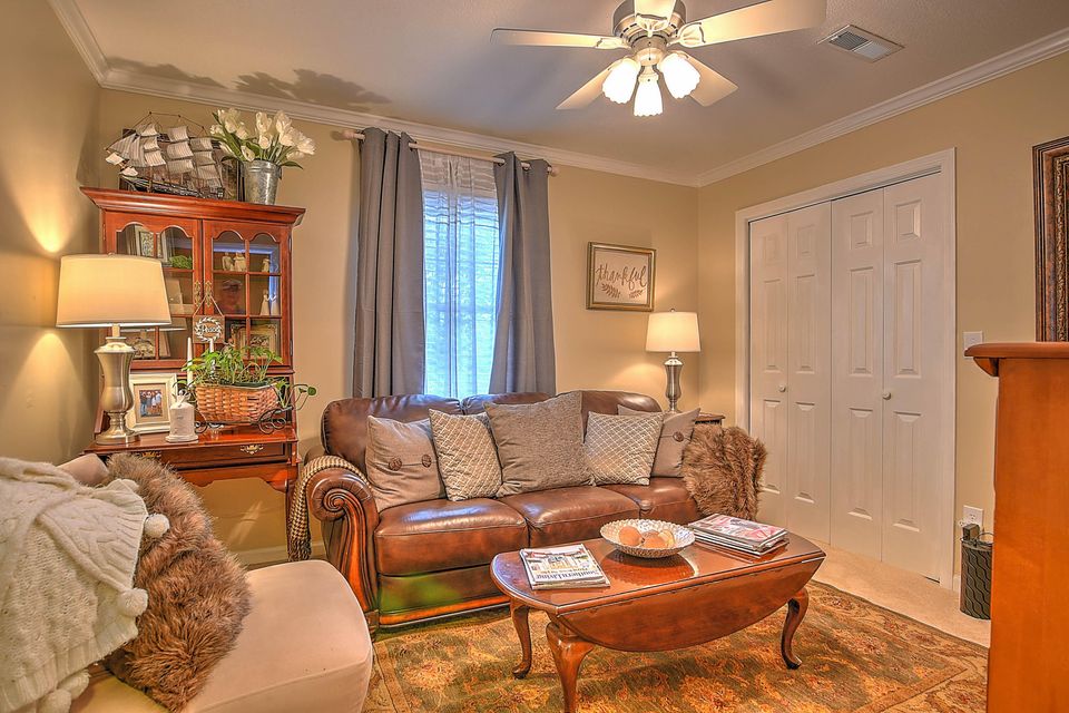 Photo #38: 117 Partridge Place Place