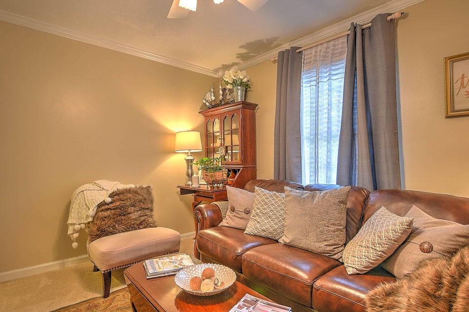 Photo #39: 117 Partridge Place Place