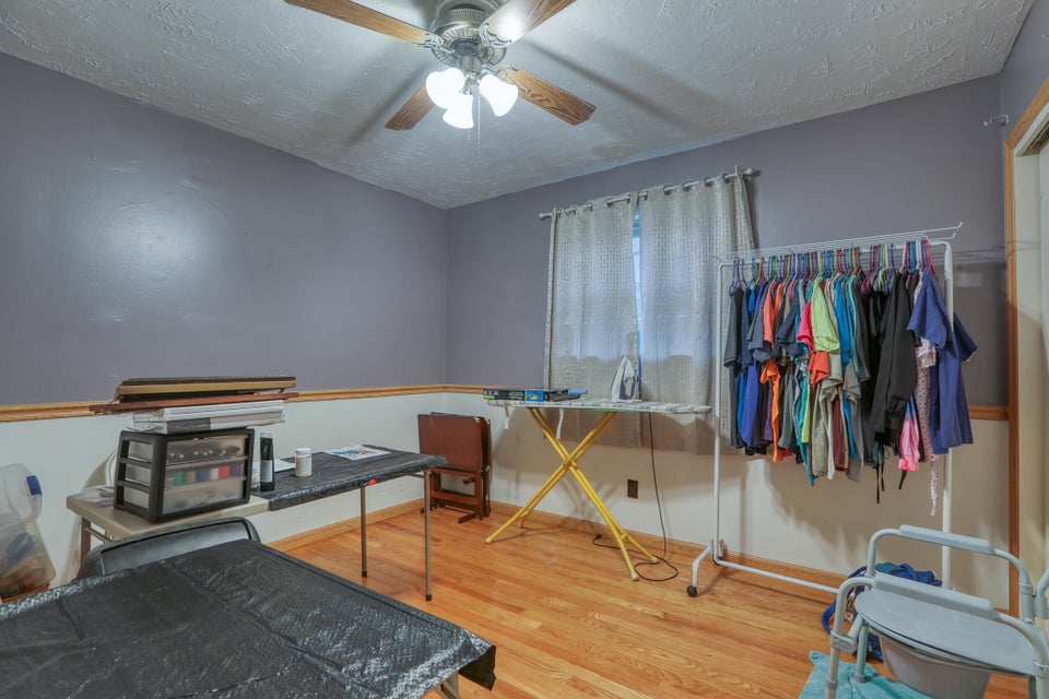 Photo #25: 1725 Russell Street