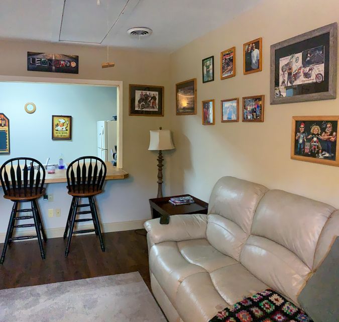 Photo #8: 202 Meadow Lane