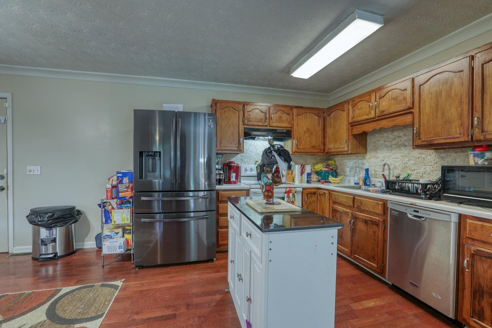 Photo #13: 502 Oak Grove Road