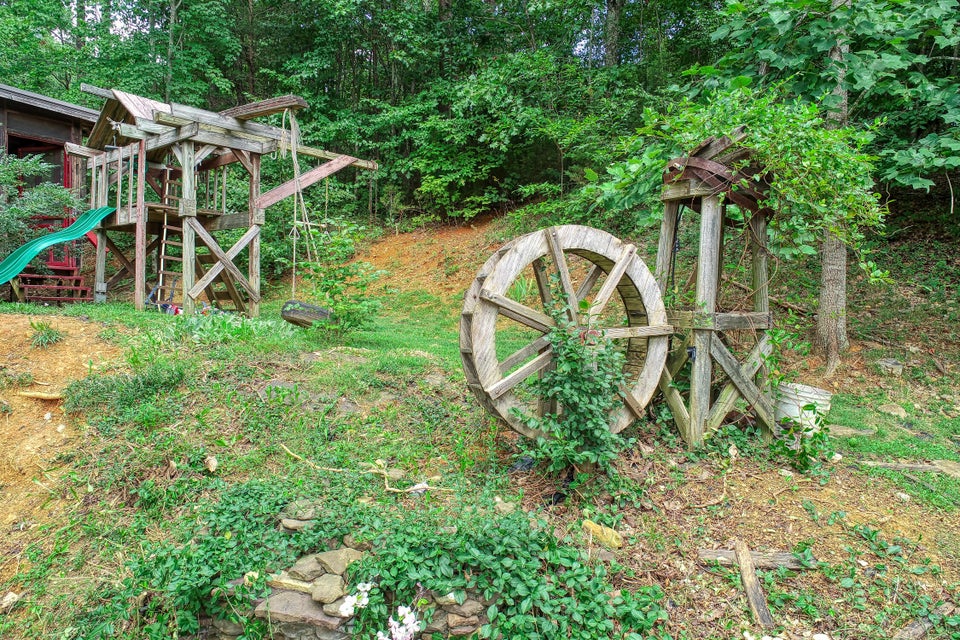 Photo #49: 502 Oak Grove Road