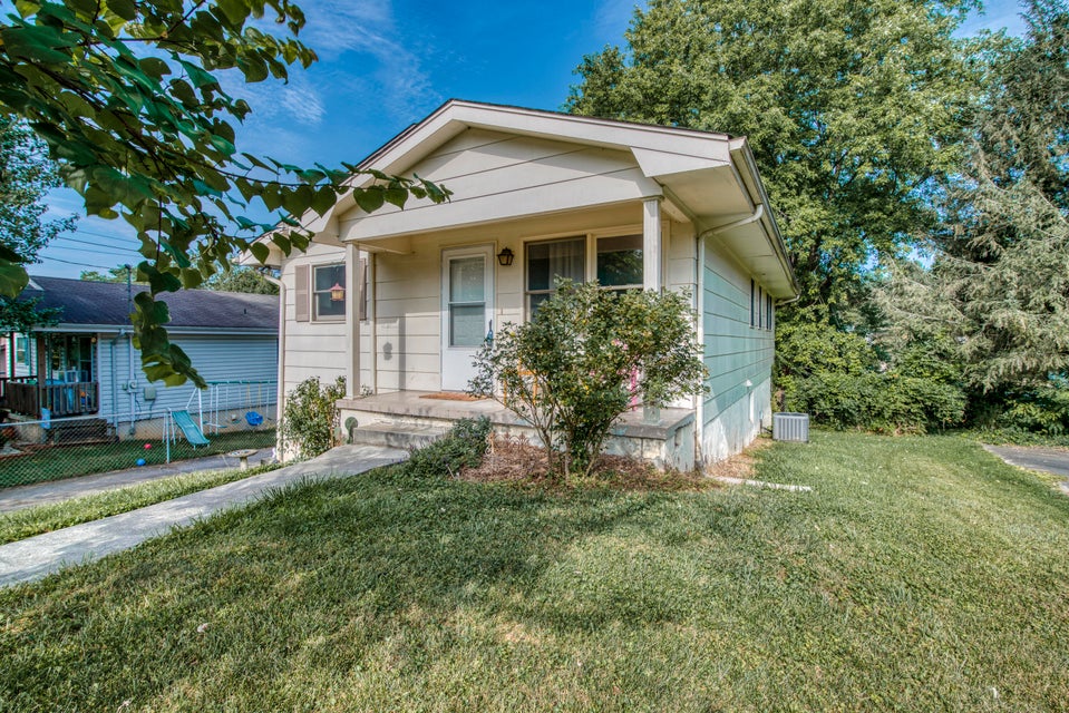 Photo #2: 399 Woodland Circle