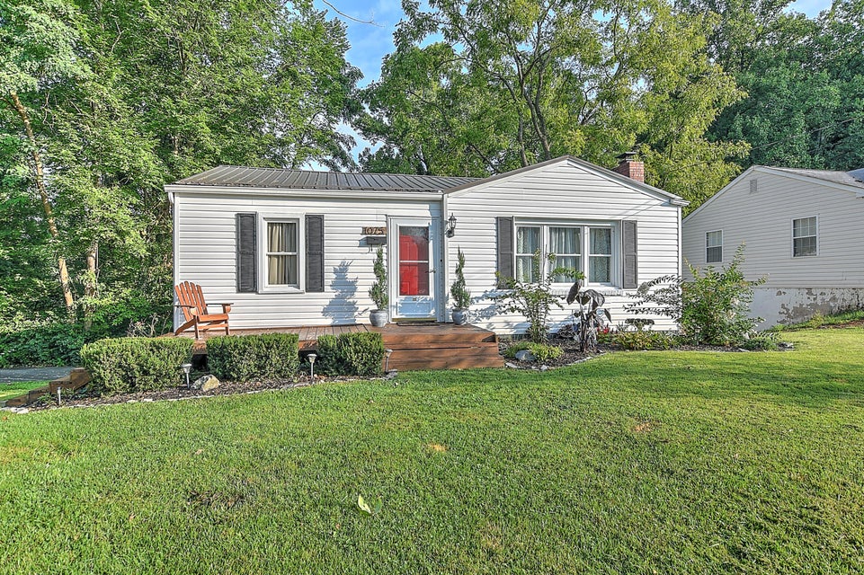 Photo #2: 1075 Prospect Avenue