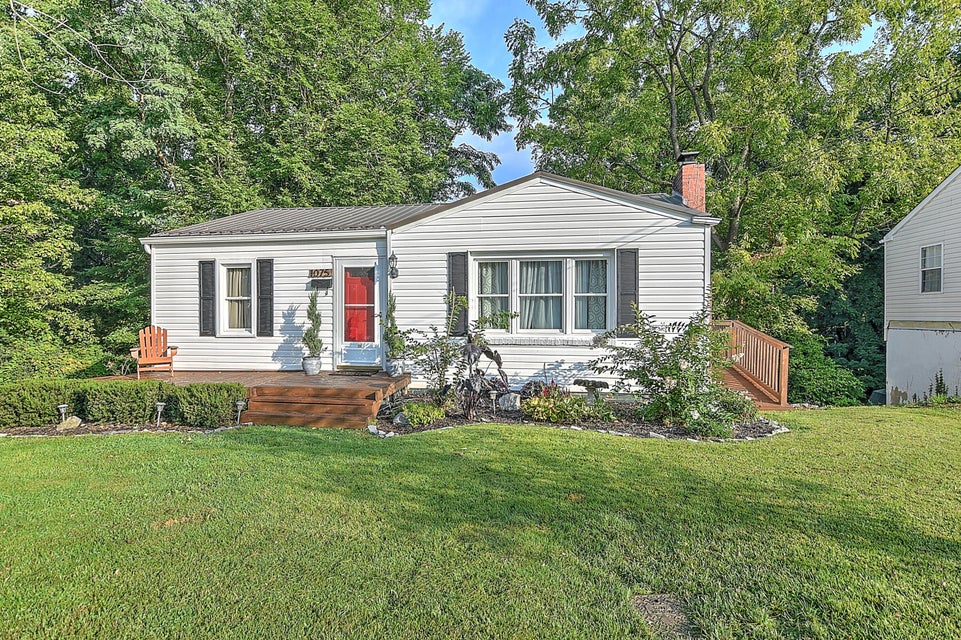 Photo #1: 1075 Prospect Avenue