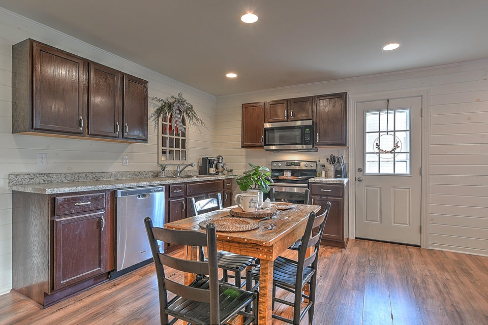 Photo #9: 1075 Prospect Avenue