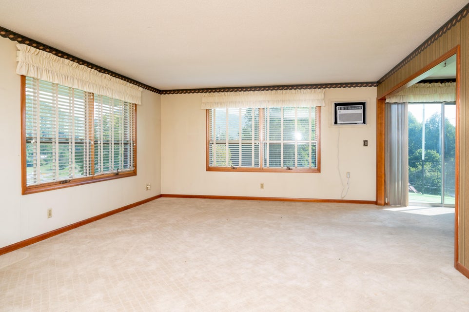 Photo #20: 404 Tulip Poplar Street