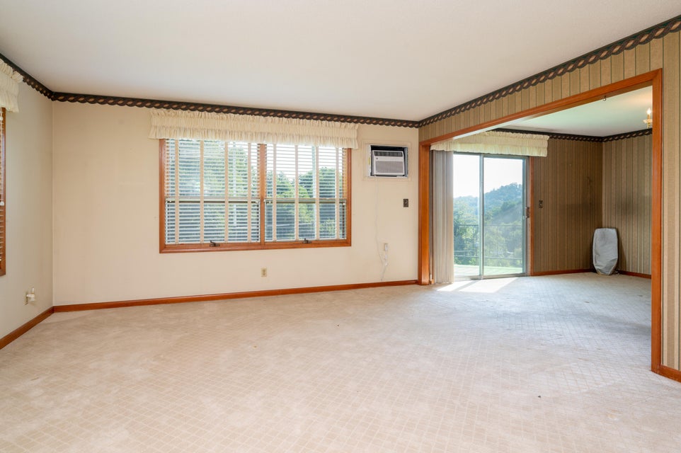 Photo #21: 404 Tulip Poplar Street