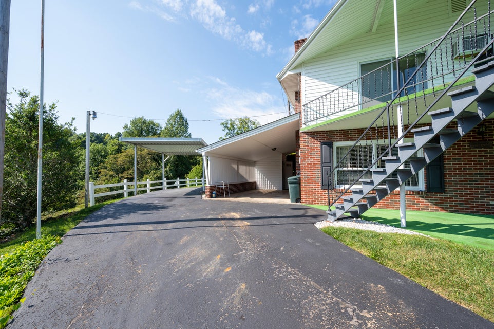Photo #49: 404 Tulip Poplar Street