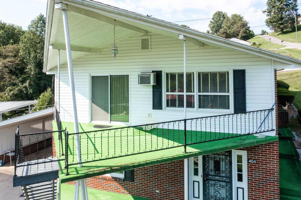 Photo #6: 404 Tulip Poplar Street
