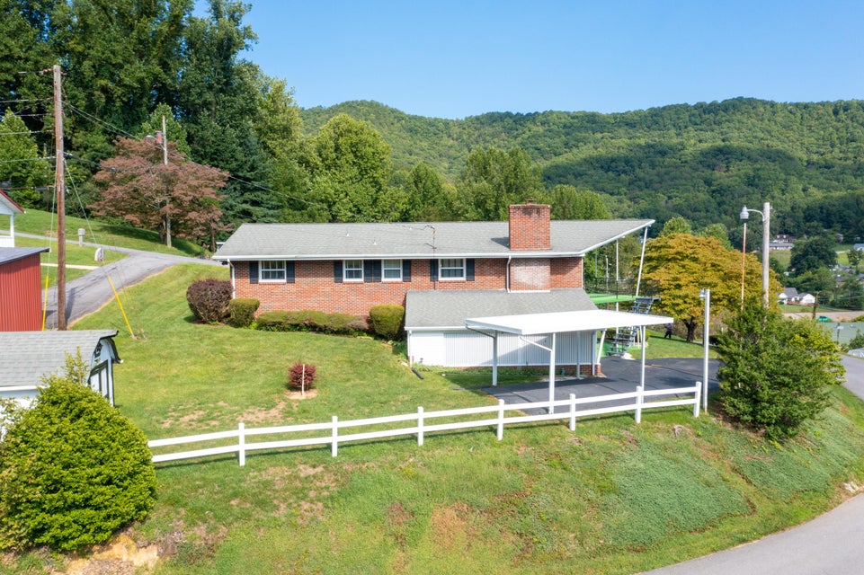 Photo #9: 404 Tulip Poplar Street