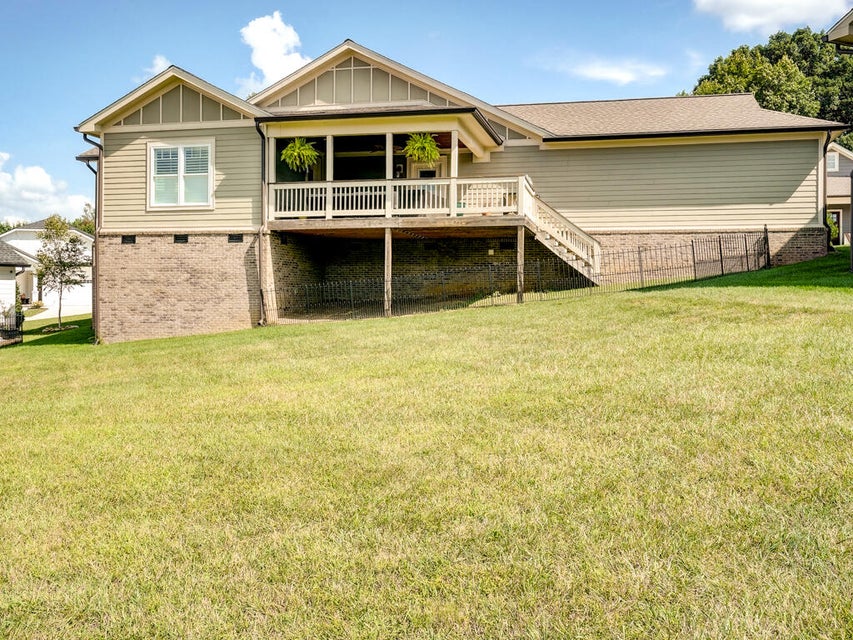 Photo #5: 249 Princeton Gardens Private Drive
