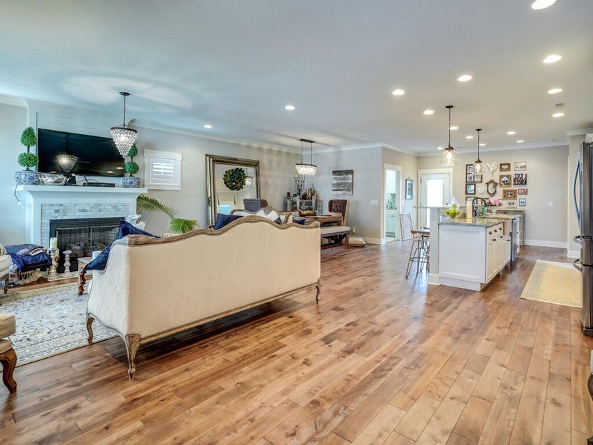 Photo #16: 249 Princeton Gardens Private Drive