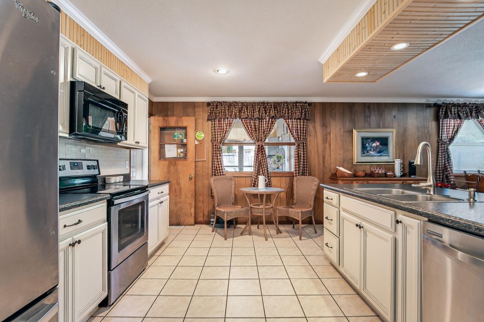 Photo #14: 437 Holston Terrace