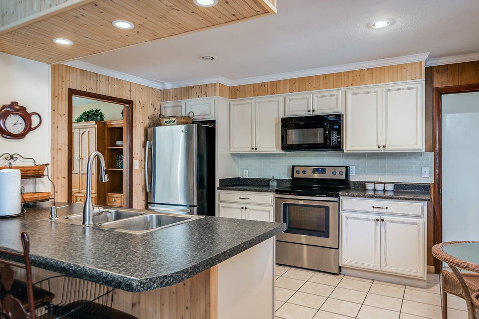 Photo #17: 437 Holston Terrace