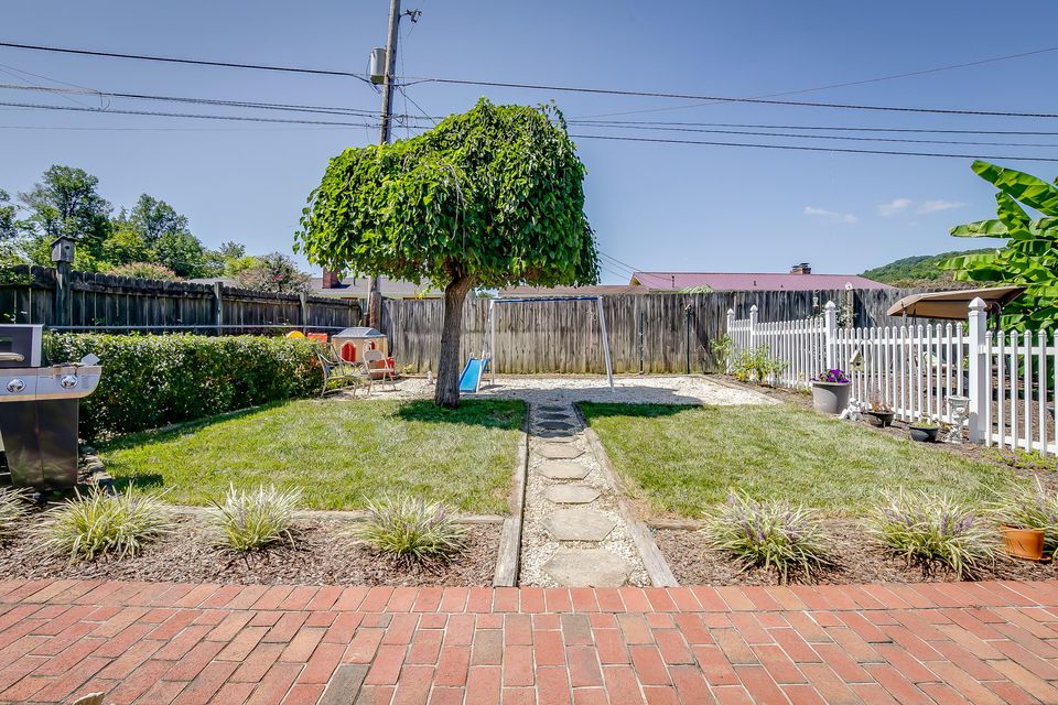 Photo #32: 437 Holston Terrace