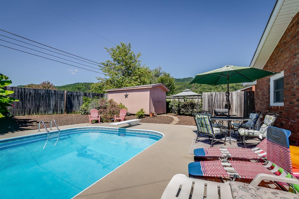 Photo #35: 437 Holston Terrace