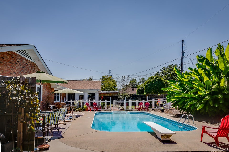Photo #36: 437 Holston Terrace