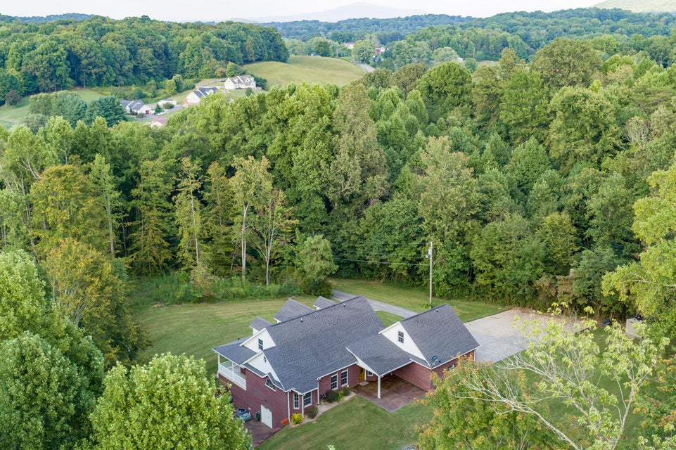 Photo #7: 2601 Cherokee Road