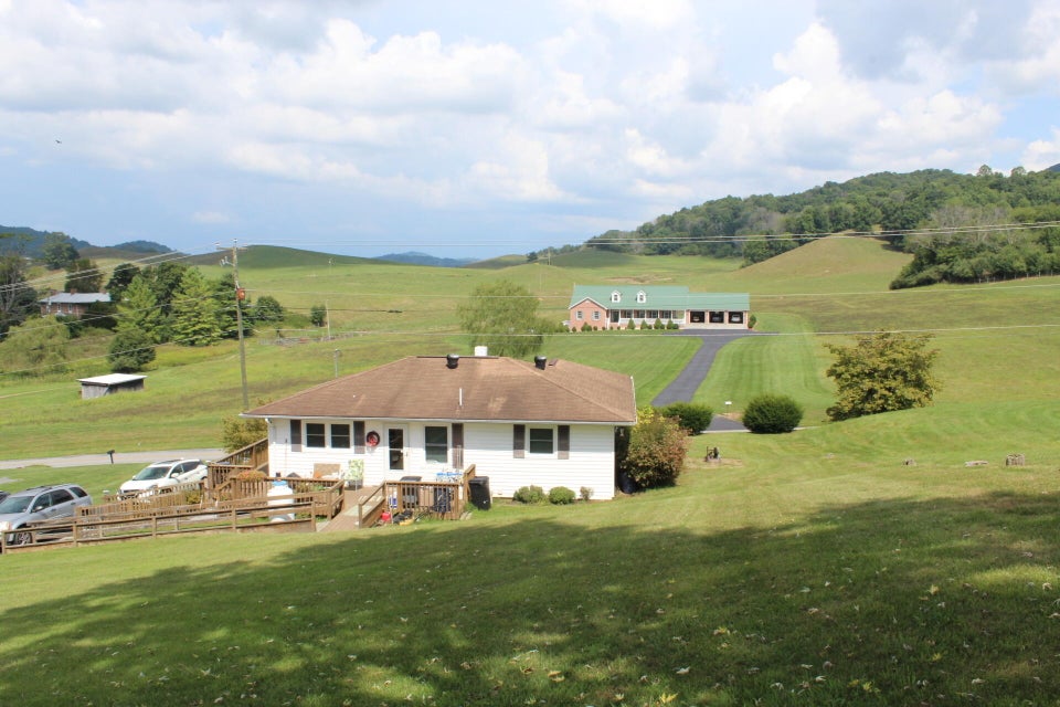 Photo #22: 205 Valley Road