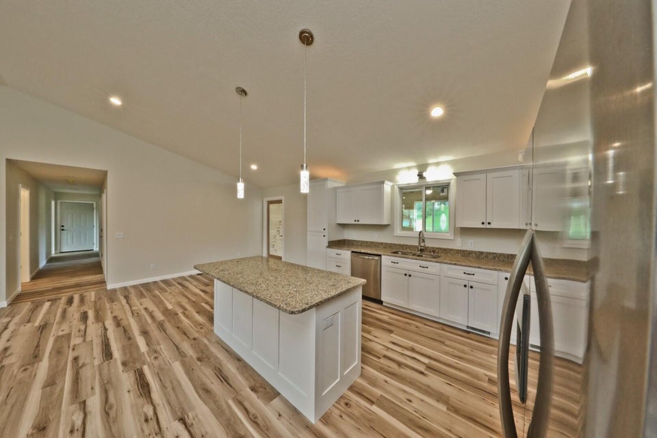 Photo #21: 107 Meadowvale Road