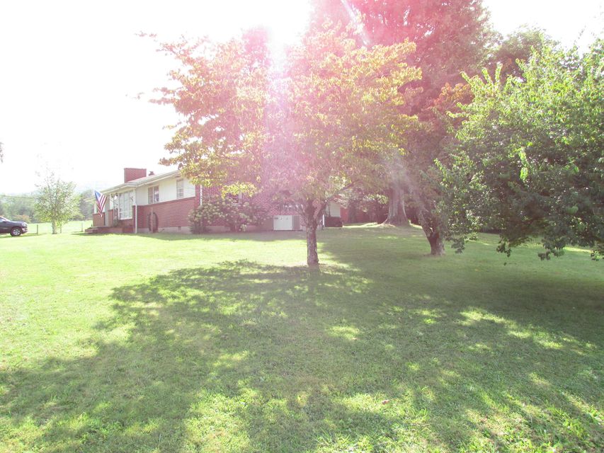 Photo #10: 990 Rittertown Road