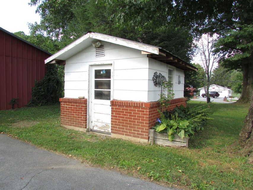 Photo #42: 990 Rittertown Road