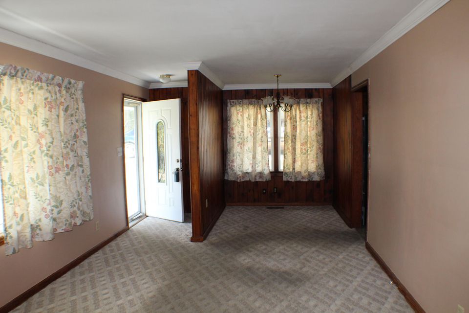 Photo #4: 525 Fairmont Avenue