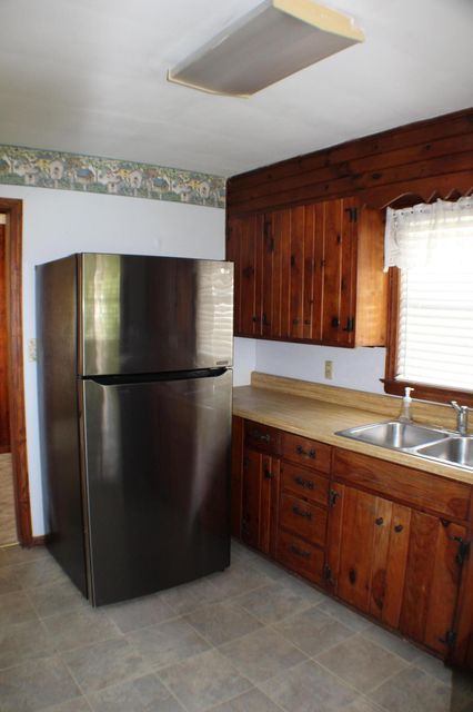 Photo #7: 525 Fairmont Avenue