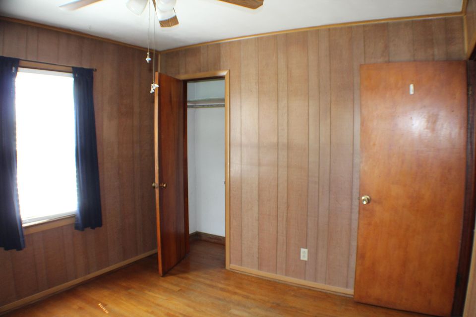 Photo #16: 525 Fairmont Avenue
