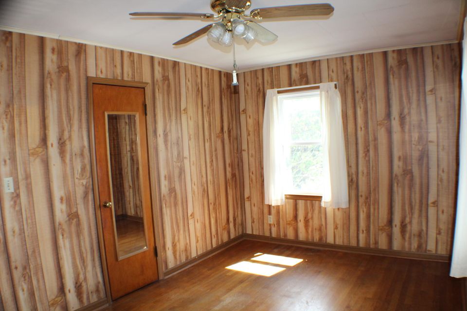 Photo #18: 525 Fairmont Avenue