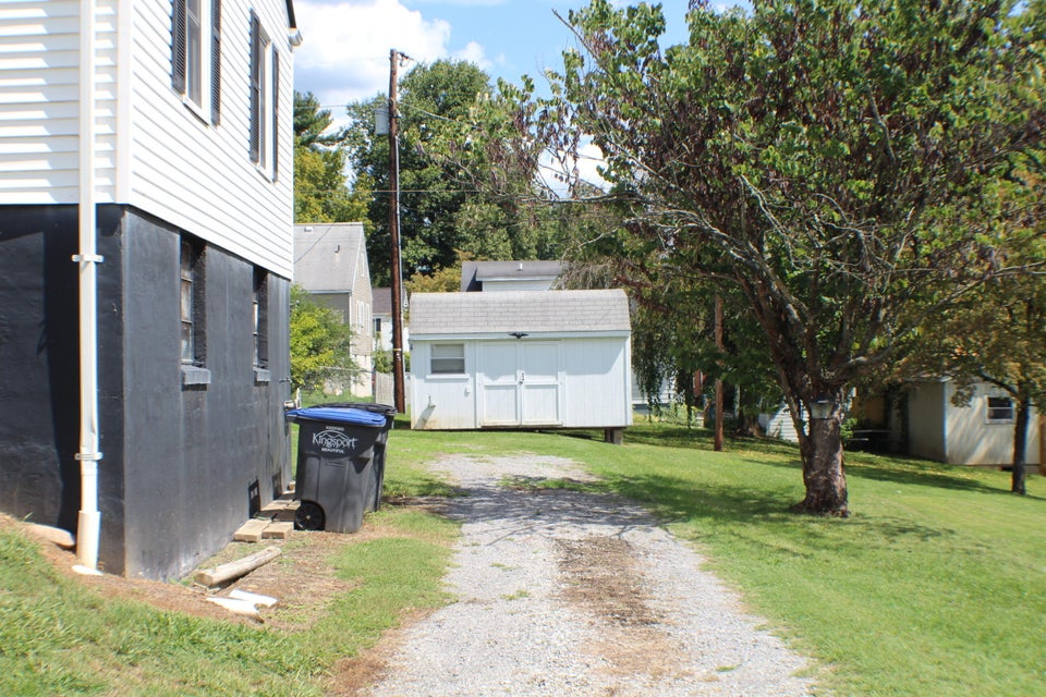 Photo #37: 525 Fairmont Avenue