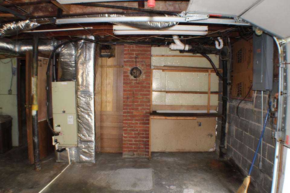 Photo #26: 525 Fairmont Avenue