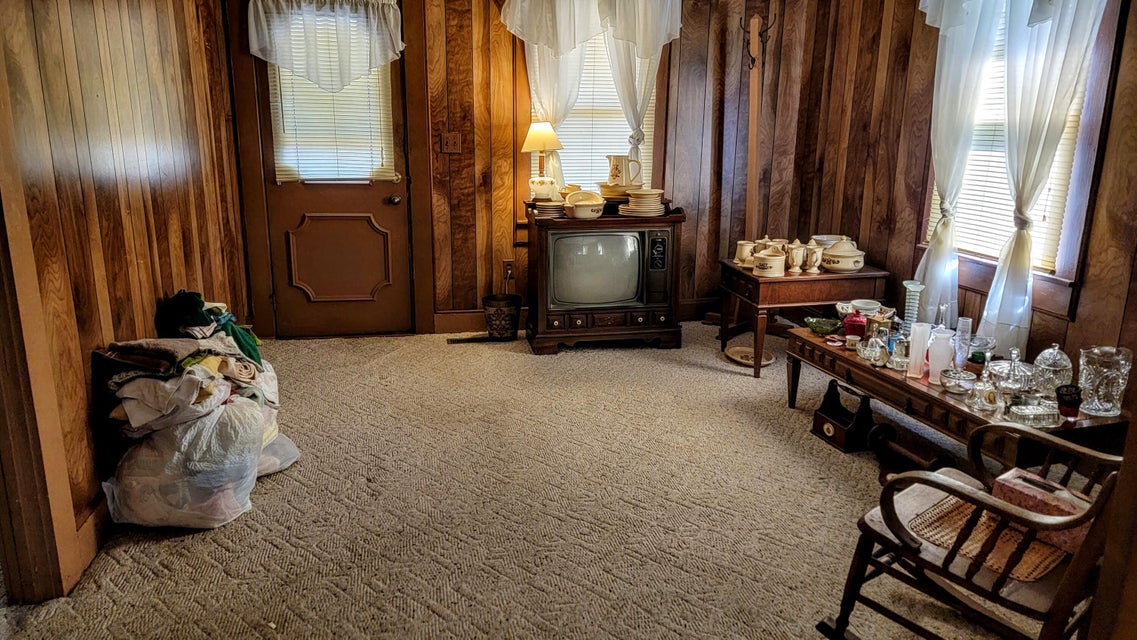 Photo #22: 1626 Echo Court
