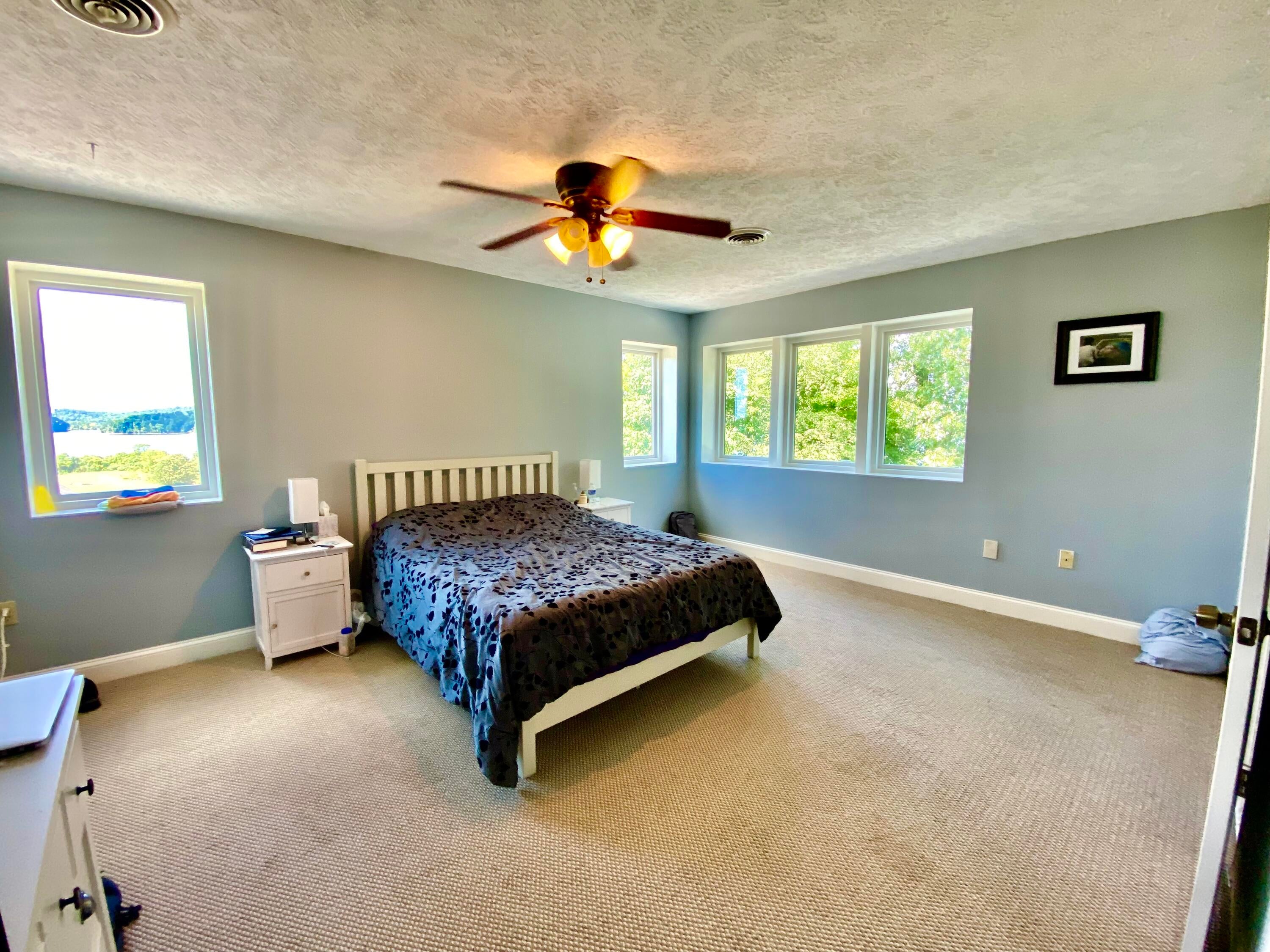Photo #32: 4149 Carnation Dr. Drive