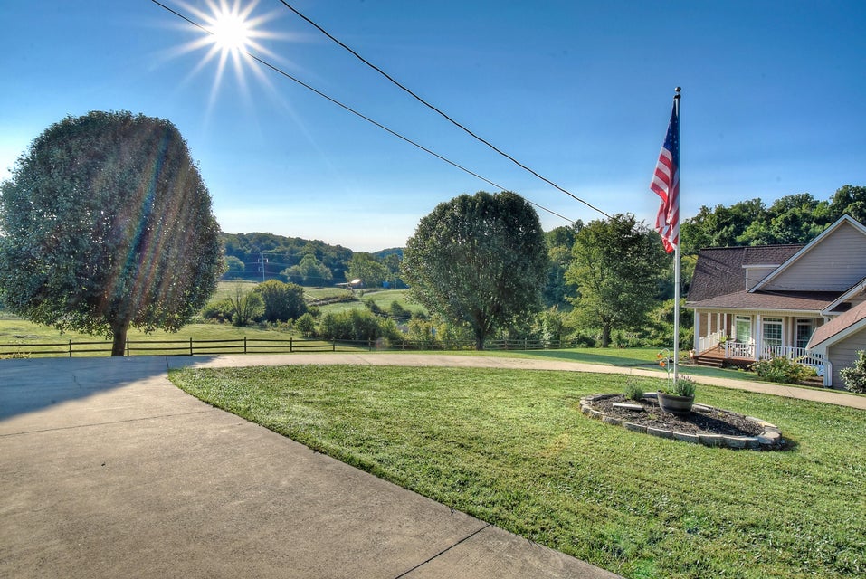 Photo #6: 855 Sycamore Shoals Drive