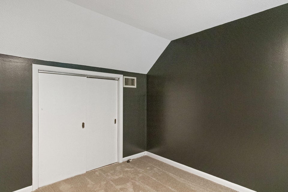 Photo #22: 1409 Rotherwood Drive