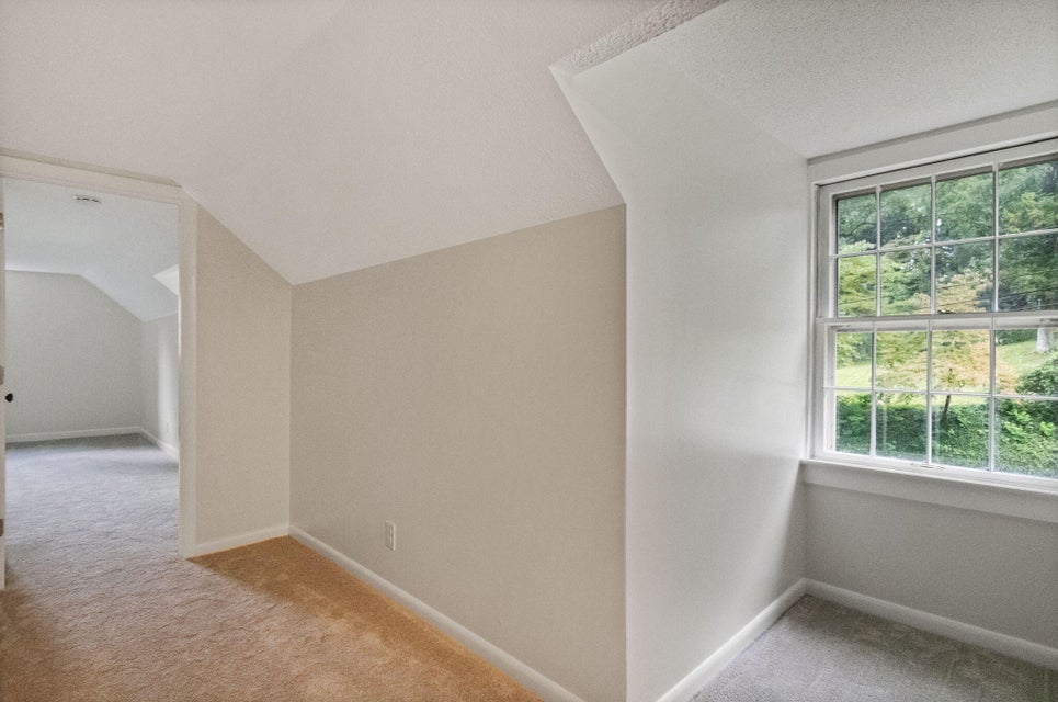 Photo #23: 1409 Rotherwood Drive