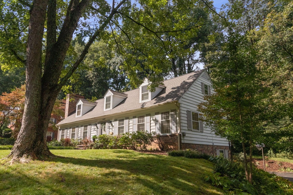 Photo #29: 1409 Rotherwood Drive