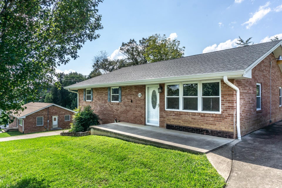 Photo #5: 108 Hillrise Drive