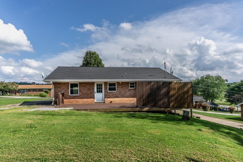 Photo #11: 108 Hillrise Drive