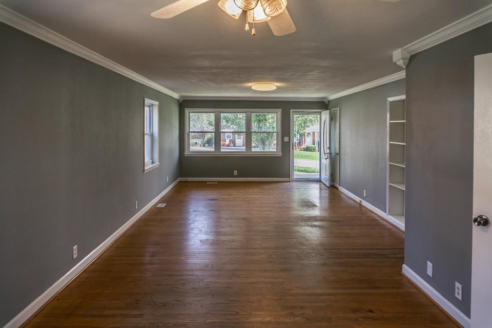 Photo #31: 108 Hillrise Drive