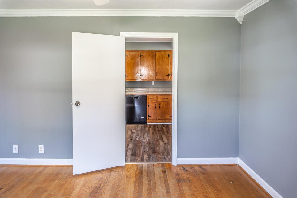 Photo #35: 108 Hillrise Drive