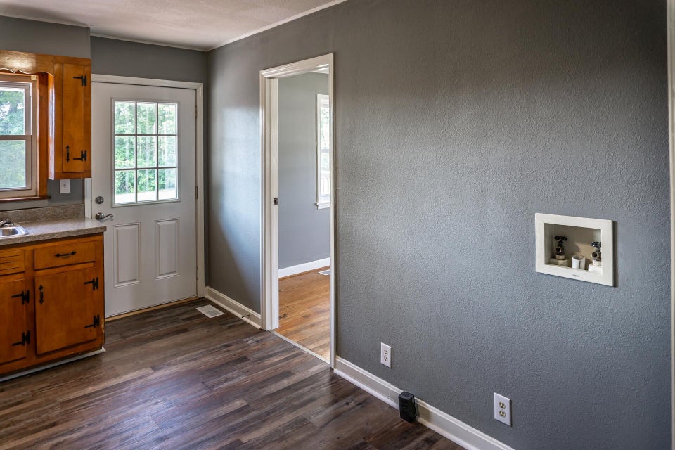 Photo #39: 108 Hillrise Drive
