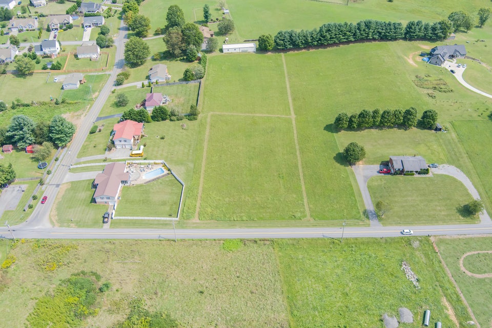 Photo #13: Tbd Hugh Cox Road