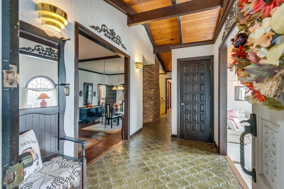 Photo #8: 100 Tudor Place