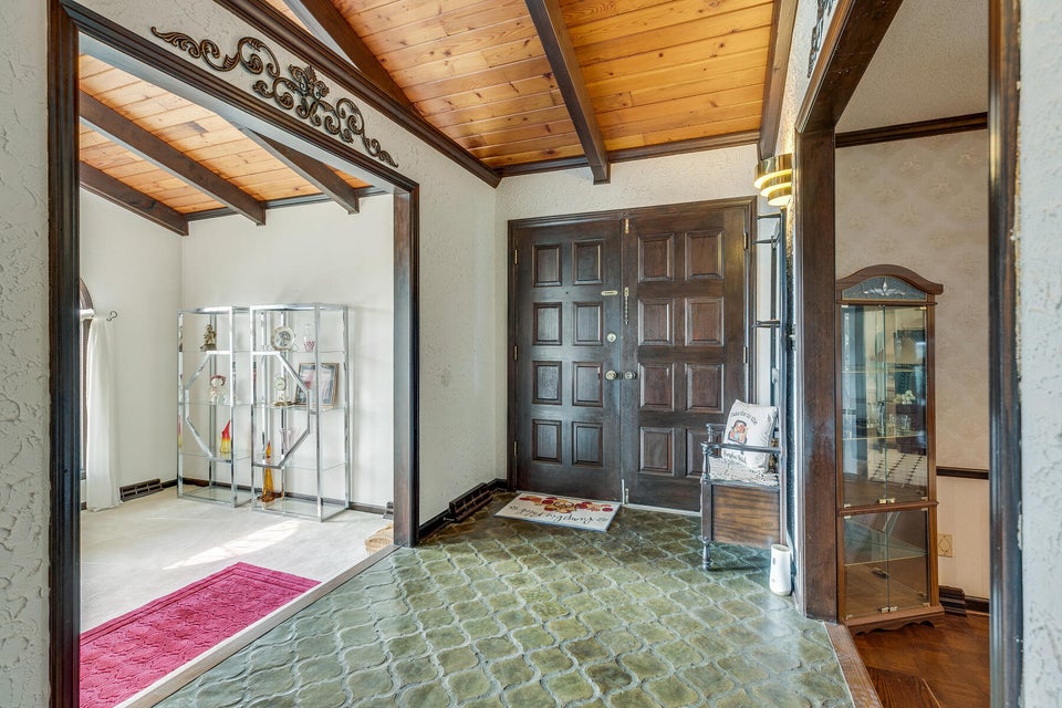Photo #9: 100 Tudor Place