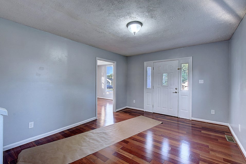 Photo #6: 922 Dejarnette Street