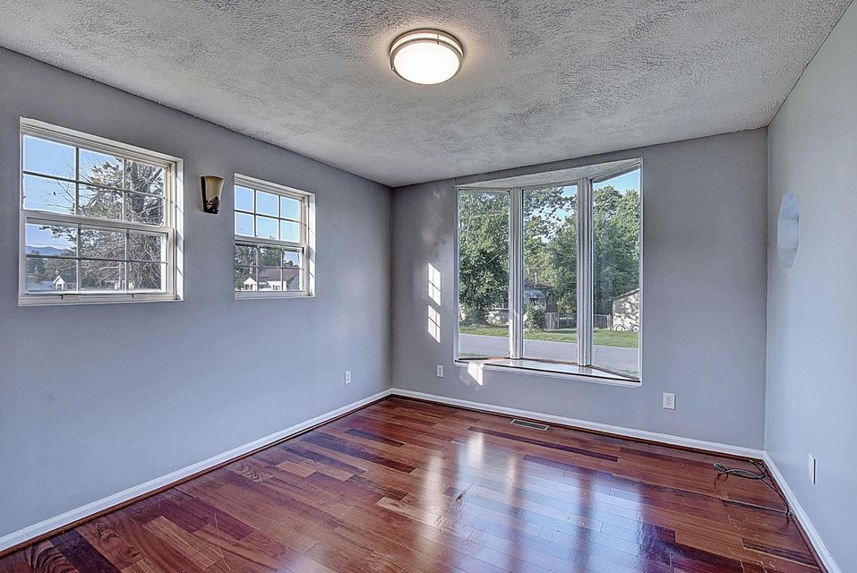 Photo #15: 922 Dejarnette Street