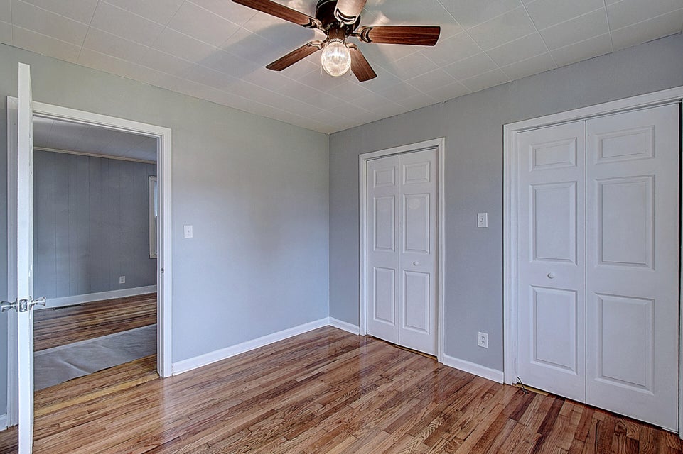 Photo #18: 922 Dejarnette Street